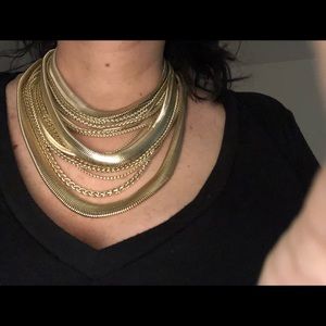 Kendra Scott necklace